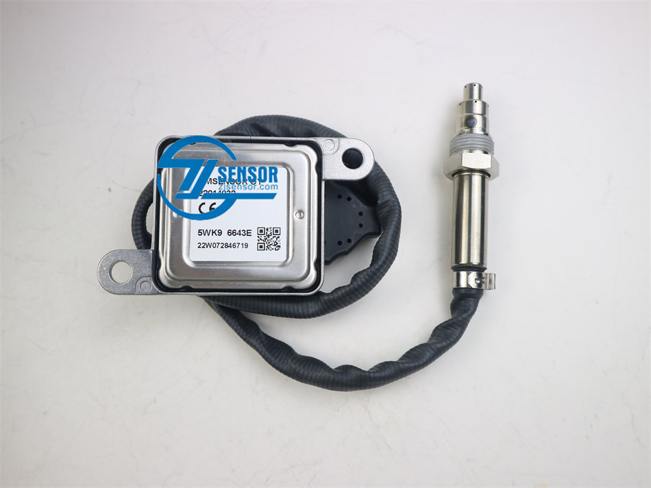 Nitrogen Oxide (NOX) Sensor For Volvo 5WK96643E/22014032